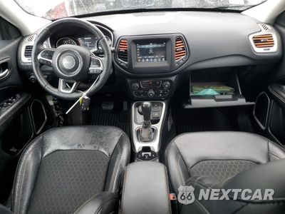 Zdjęcie 8 z 15 samochodu: 2019 JEEP COMPASS LATITUDE VIN:3C4NJDBB6KT760870 - miniatura