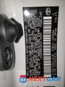Zdjęcie 12 z 12 samochodu: 2012 TOYOTA PRIUS V VIN:JTDZN3EU2C3176041 - miniatura