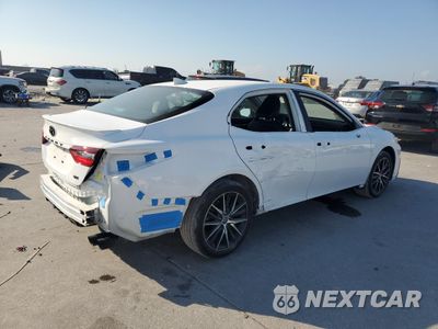 Trzecie zdjęcie samochodu z tyłu: 2024 TOYT CAMRY SE N VIN:4T1G11AK7RU887602 - miniatura
