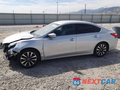 2017 NISSAN ALTIMA 2.5 1N4AL3AP7HC231552 - główne zdjęcie licytacji z USA - miniatura