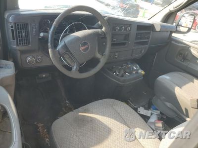 Zdjęcie 8 z 14 samochodu: 2015 GMC SAVANA G2500 VIN:1GTW7GCF5F1114027 - miniatura