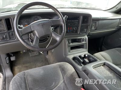 Zdjęcie 8 z 14 samochodu: 2003 CHEVROLET SILVERADO C1500 VIN:2GCEC19T231173057 - miniatura