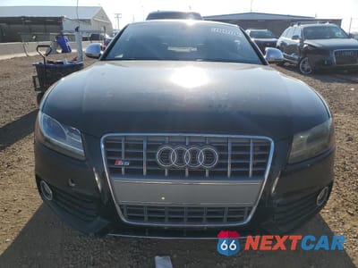 Piąte zdjęcie samochodu w środku: 2009 AUDI S5 QUATTRO VIN:WAURV78T89A038273 - miniatura