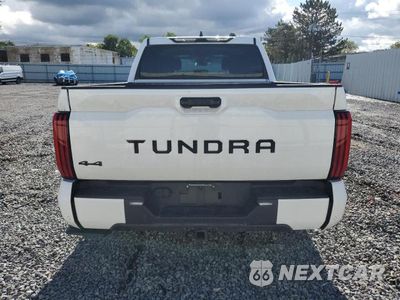 Zdjęcie 6 z 12 samochodu: 2024 TOYOTA TUNDRA CREWMAX SR VIN:5TFLA5DB6RX190085 - miniatura