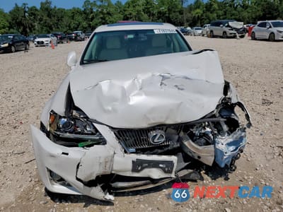 Piąte zdjęcie samochodu w środku: 2013 LEXUS IS 350 VIN:JTHBE5C22D5031519 - miniatura