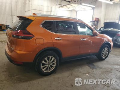 Trzecie zdjęcie samochodu z tyłu: 2018 NISSAN ROGUE S VIN:5N1AT2MV3JC792492 - miniatura