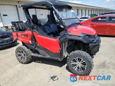 2019 HONDA SXS1000 M5 1HFVE042XK4300293 - główne zdjęcie licytacji z USA - miniatura