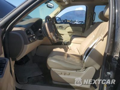Zdjęcie 7 z 13 samochodu: 2010 CHEVROLET TAHOE K1500 LT VIN:1GNUKBE00AR145656 - miniatura