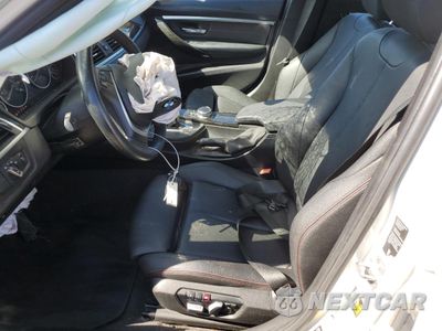 Zdjęcie 7 z 12 samochodu: 2018 BMW 330 XI VIN:WBA8D9C50JA615675 - miniatura