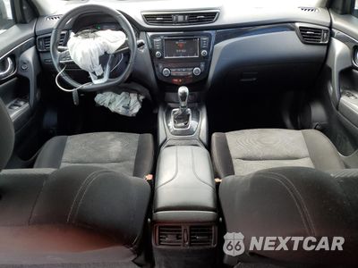 Zdjęcie 8 z 14 samochodu: 2021 NISSAN ROGUE SPORT SV VIN:JN1BJ1BV2MW568907 - miniatura