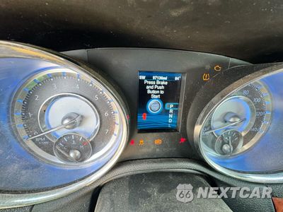 Zdjęcie 8 z 10 samochodu: 2013 CHRYSLER 300 VIN:2C3CCAAG3DH588424 - miniatura