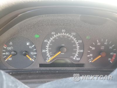Zdjęcie 9 z 15 samochodu: 1999 MERCEDES-BENZ CLK 430 VIN:WDBLJ70G9XF056265 - miniatura