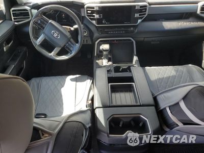 Zdjęcie 8 z 13 samochodu: 2022 TOYOTA TUNDRA CREWMAX SR VIN:5TFLA5DB8NX020000 - miniatura
