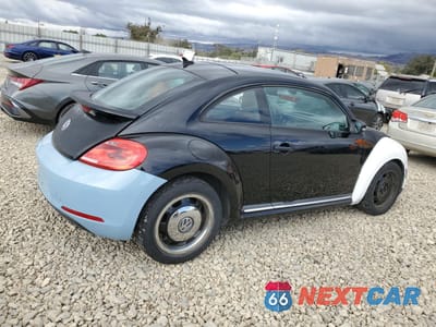 Trzecie zdjęcie samochodu z tyłu: 2015 VOLKSWAGEN BEETLE 1.8T VIN:3VWF17AT6FM607242 - miniatura