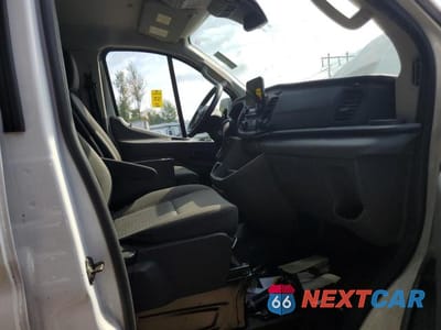 Piąte zdjęcie samochodu w środku: 2020 FORD TRANSIT T-350 VIN:1FTBW2Y87LKA25855 - miniatura