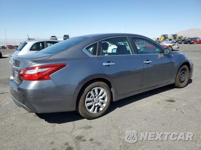 Trzecie zdjęcie samochodu z tyłu: 2016 NISSAN ALTIMA 2.5 VIN:1N4AL3AP2GN345204 - miniatura