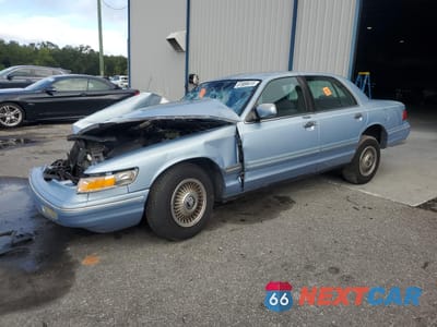 1997 MERCURY GRAND MARQUIS GS 2MELM74W7VX716846 - główne zdjęcie licytacji z USA - miniatura