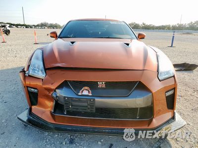 Piąte zdjęcie samochodu w środku: 2017 NISSAN GT-R PREMIUM VIN:JN1AR5EF3HM820634 - miniatura
