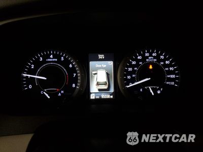 Zdjęcie 9 z 16 samochodu: 2017 TOYOTA SIENNA XLE VIN:5TDYZ3DCXHS785618 - miniatura