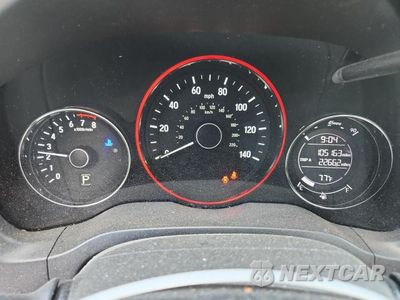 Zdjęcie 9 z 13 samochodu: 2017 HONDA HR-V LX VIN:3CZRU6H30HM709754 - miniatura