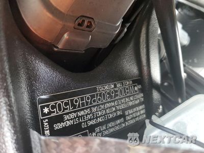 Zdjęcie 9 z 10 samochodu: 2023 BMW S 1000 RR VIN:WB10E6309P6H61505 - miniatura