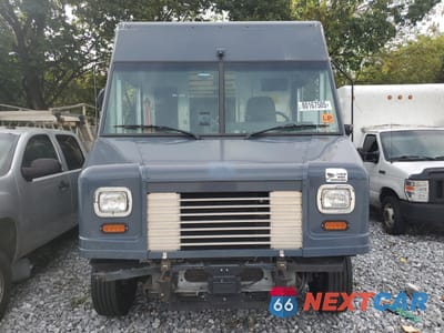 Piąte zdjęcie samochodu w środku: 2021 FORD F59 VIN:1F65F5KN4M0A04944 - miniatura