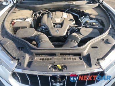 Zdjęcie 12 z 15 samochodu: 2020 MASERATI LEVANTE LUXURY VIN:ZN661XUL0LX342563 - miniatura