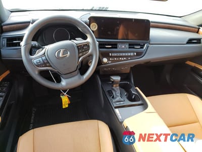 Zdjęcie 8 z 12 samochodu: 2023 LEXUS ES 300H BASE VIN:58ADA1C11PU030124 - miniatura
