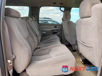 Zdjęcie 11 z 13 samochodu: 2003 CHEVROLET SUBURBAN C1500 VIN:3GNEC16Z53G257882 - miniatura