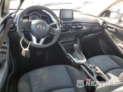 Zdjęcie 8 z 12 samochodu: 2016 TOYOTA SCION IA VIN:3MYDLBZVXGY142960 - miniatura