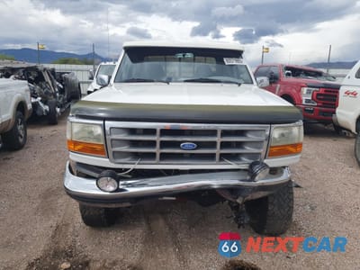 Piąte zdjęcie samochodu w środku: 1996 FORD F350 VIN:1FTJW36G6TEB23639 - miniatura