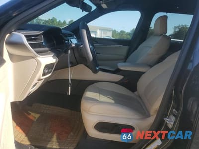 Zdjęcie 7 z 13 samochodu: 2023 JEEP GRAND CHEROKEE LIMITED VIN:1C4RJHBG7PC522968 - miniatura