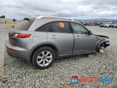 Trzecie zdjęcie samochodu z tyłu: 2004 INFINITI FX35 VIN:JNRAS08W64X224541 - miniatura