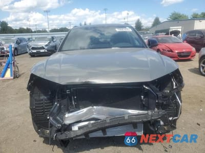 Piąte zdjęcie samochodu w środku: 2024 AUDI SQ5 PREMIUM PLUS VIN:WA1B4AFY2R2152115 - miniatura