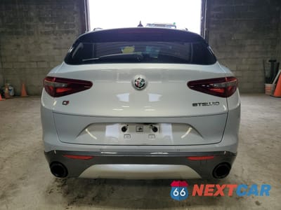 Zdjęcie 6 z 14 samochodu: 2022 ALFA ROMEO STELVIO TI VIN:ZASPAKBN2N7D32110 - miniatura