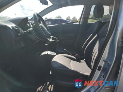 Zdjęcie 7 z 12 samochodu: 2014 MITSUBISHI MIRAGE DE VIN:ML32A3HJ4EH021465 - miniatura