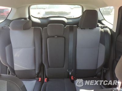 Zdjęcie 10 z 16 samochodu: 2018 FORD ESCAPE SE VIN:1FMCU9GD3JUB75184 - miniatura