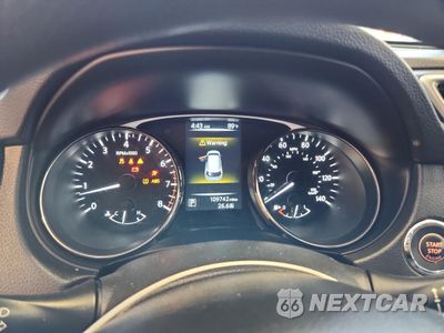 Zdjęcie 9 z 14 samochodu: 2015 NISSAN ROGUE S VIN:KNMAT2MV1FP530832 - miniatura