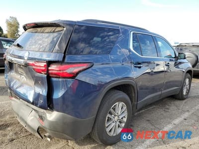 Trzecie zdjęcie samochodu z tyłu: 2022 CHEVROLET TRAVERSE LT VIN:1GNERGKW7NJ167521 - miniatura