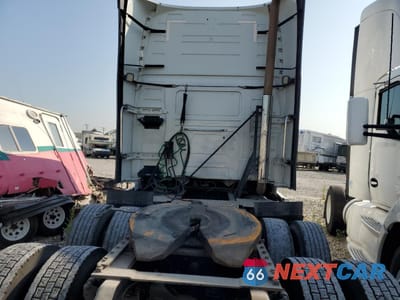 Zdjęcie 6 z 10 samochodu: 2019 VOLVO VN VNL - TRUCKS SEMI TRUCK VIN:4V4NC9EH5KN211589 - miniatura