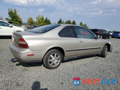 Trzecie zdjęcie samochodu z tyłu: 1994 HONDA ACCORD LX VIN:1HGCD7149RA007842 - miniatura