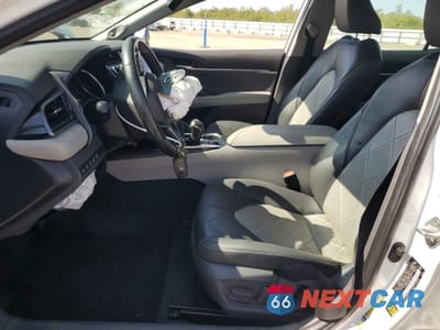 Zdjęcie 7 z 15 samochodu: 2019 TOYOTA CAMRY HYBRID VIN:4T1B21HK3KU511496 - miniatura