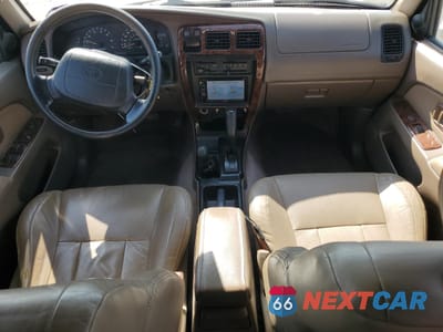 Zdjęcie 8 z 15 samochodu: 1996 TOYOTA 4RUNNER LIMITED VIN:JT3HN87RXT0016688 - miniatura