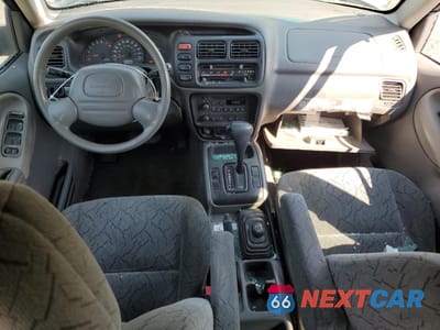 Zdjęcie 8 z 15 samochodu: 2004 CHEVROLET TRACKER ZR2 VIN:2CNBJ734846906046 - miniatura