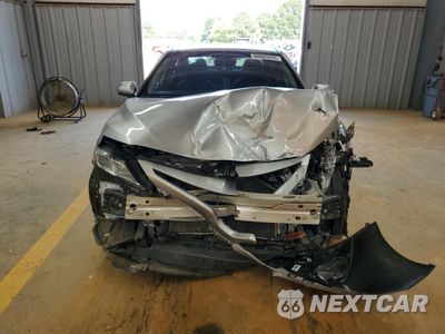 Piąte zdjęcie samochodu w środku: 2020 TOYOTA CAMRY SE VIN:4T1G11AK6LU508743 - miniatura