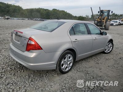 Trzecie zdjęcie samochodu z tyłu: 2010 FORD FUSION SE VIN:3FAHP0HAXAR370228 - miniatura