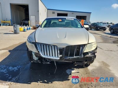 Piąte zdjęcie samochodu w środku: 2009 LINCOLN MKS VIN:1LNHM93R69G625248 - miniatura