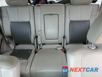 Zdjęcie 10 z 13 samochodu: 2009 JEEP COMMANDER LIMITED VIN:1J8HG58P19C517910 - miniatura