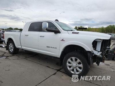 Czwarte zdjęcie samochodu z boku: 2019 RAM 2500 LONGHORN VIN:3C6UR5PL8KG517041 - miniatura