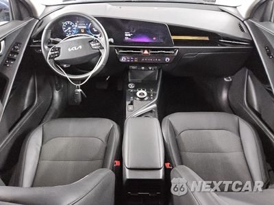 Zdjęcie 8 z 15 samochodu: 2023 KIA NIRO WIND VIN:KNDCR3L12P5028033 - miniatura